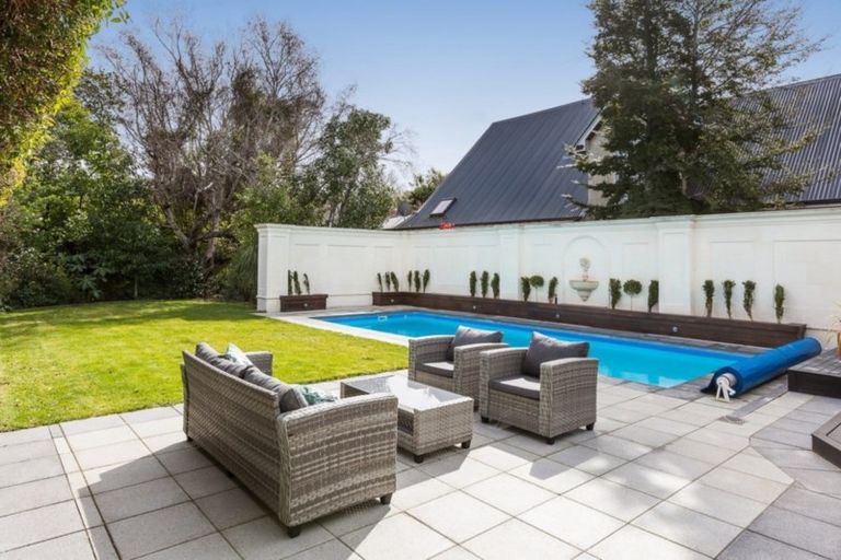 Photo of property in 10 Sim Street, Maori Hill, Dunedin, 9010