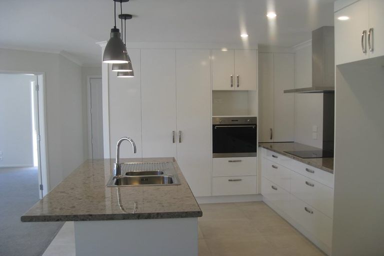 Photo of property in 12 Helenvale Crescent, Pokeno, 2402