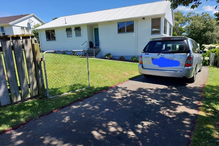 Photo of property in 6 Kaituna Street, Waitangirua, Porirua, 5024