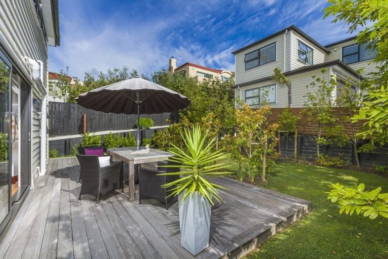 Photo of property in 4 Ngataringa Road, Devonport, Auckland, 0624