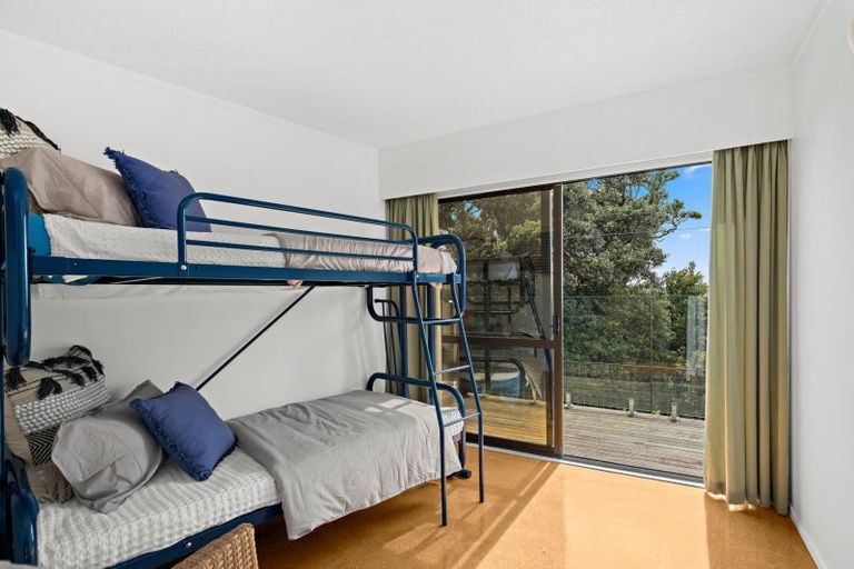 Photo of property in 1 Jackson Crescent, Mahurangi East, Warkworth, 0982