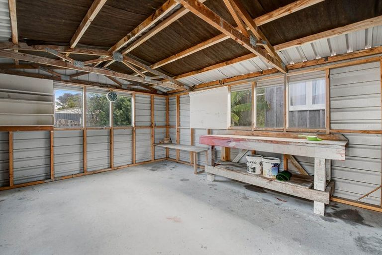 Photo of property in 247 Mahurangi East Road, Snells Beach, 0920