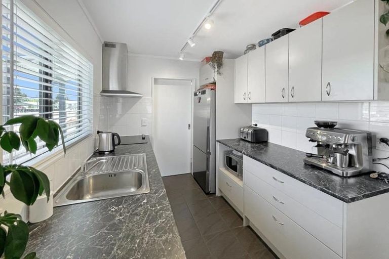 Photo of property in 1158a Heaphy Terrace, Fairfield, Hamilton, 3214