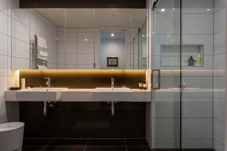 Photo of property in 604/1 Market Lane, Wellington Central, Wellington, 6011