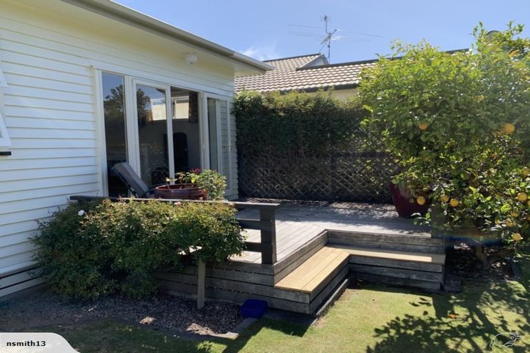 Photo of property in 21 Lincoln Avenue, Epuni, Lower Hutt, 5011