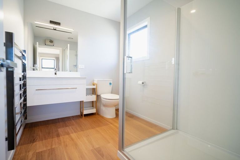 Photo of property in 2 Canal Place, Twizel, 7901