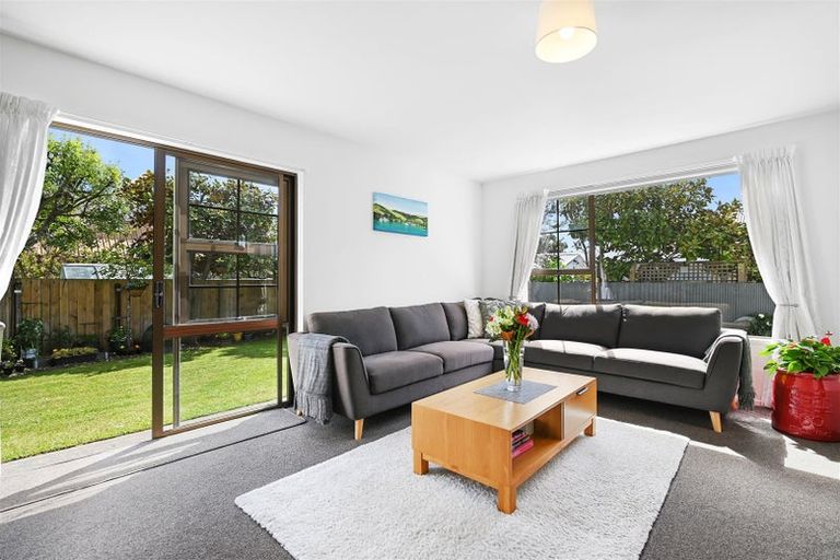 Photo of property in 2/31 Celia Street, Redcliffs, Christchurch, 8081
