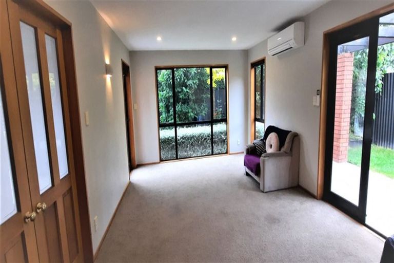 Photo of property in 81a Yaldhurst Road, Sockburn, Christchurch, 8042