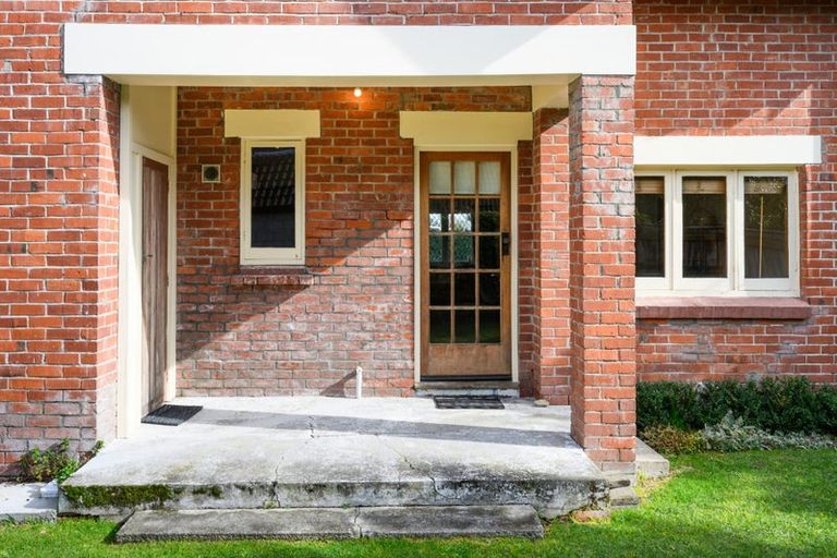 Photo of property in 21 Batt Street, West End, Palmerston North, 4410