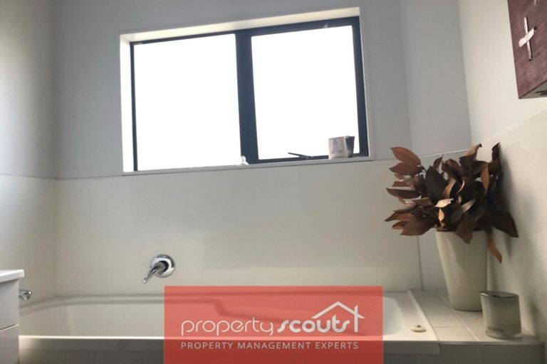 Photo of property in 76 Oranga Street, Westown, New Plymouth, 4310