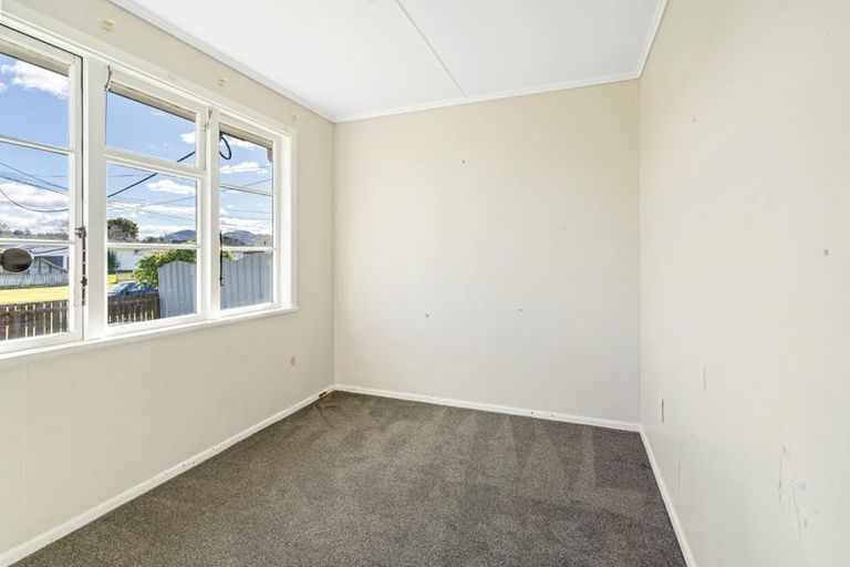 Photo of property in 9 Taraire Crescent, Otangarei, Whangarei, 0112