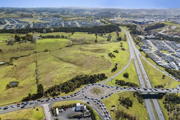 Photo of property in 46 Old Pine Valley Road, Dairy Flat, Silverdale, 0992