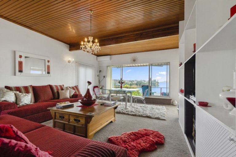 Photo of property in 11 Rangitoto View Road, Cockle Bay, Auckland, 2014