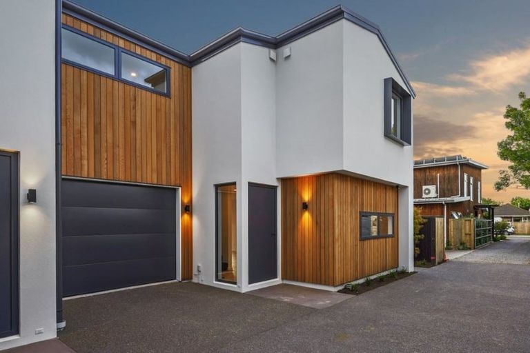 Photo of property in 96 Westminster Street, St Albans, Christchurch, 8014