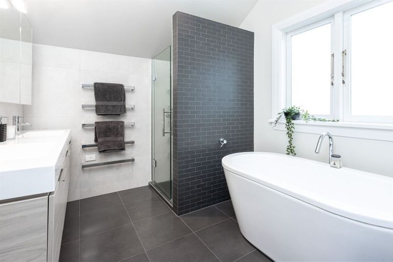 Photo of property in 68 Murray Place, St Albans, Christchurch, 8014