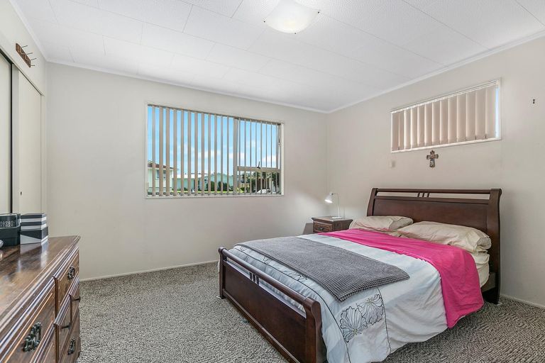 Photo of property in 31 Ashmore Place, Favona, Auckland, 2024