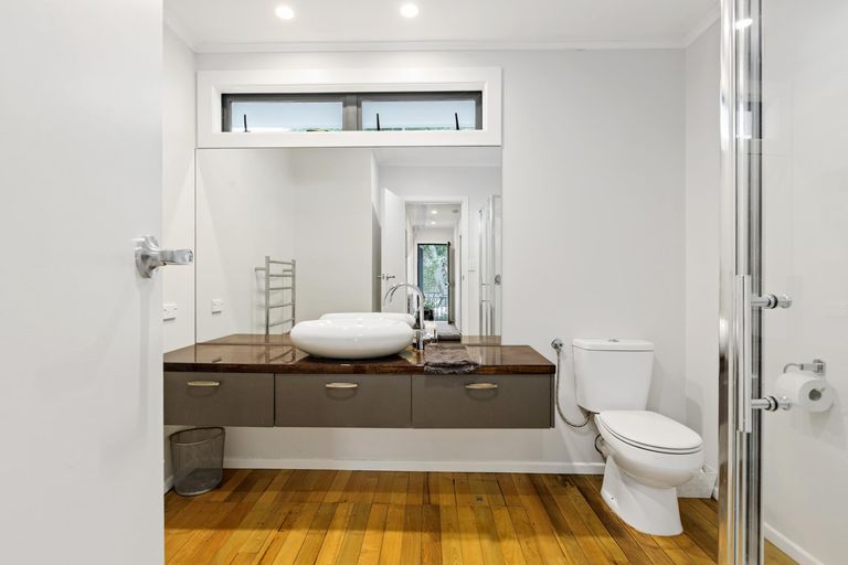 Photo of property in 6 Claridge Street, Glen Eden, Auckland, 0602