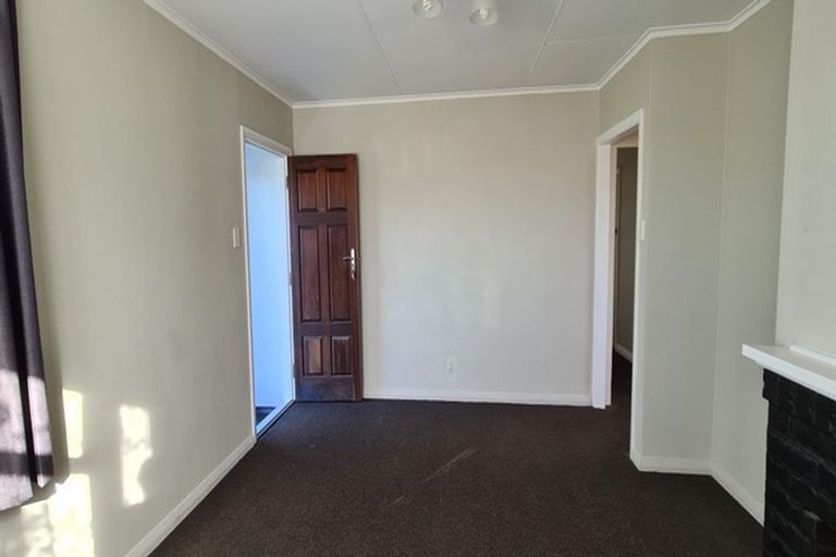 Photo of property in 21 Carlisle Street, Milson, Palmerston North, 4414