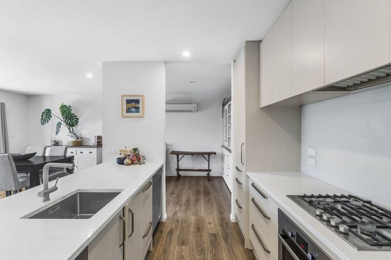 Photo of property in 117 Inwoods Close, Parklands, Christchurch, 8083