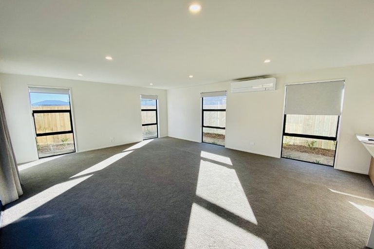 Photo of property in 6 Hayshed Street, Rolleston, 7614