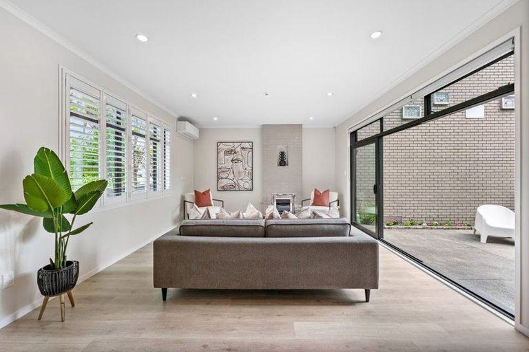 Photo of property in 68 Buckley Avenue, Hobsonville, Auckland, 0616