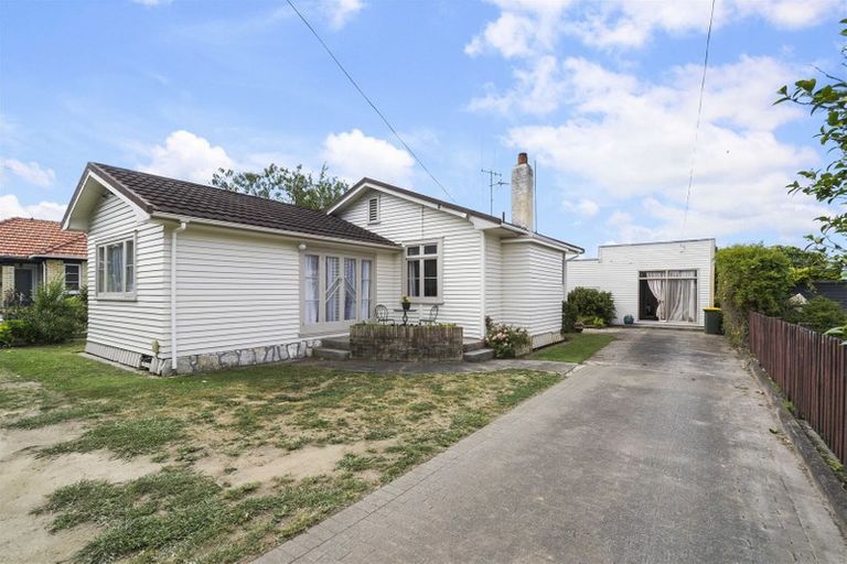 Photo of property in 12 Garnett Avenue, Forest Lake, Hamilton, 3200