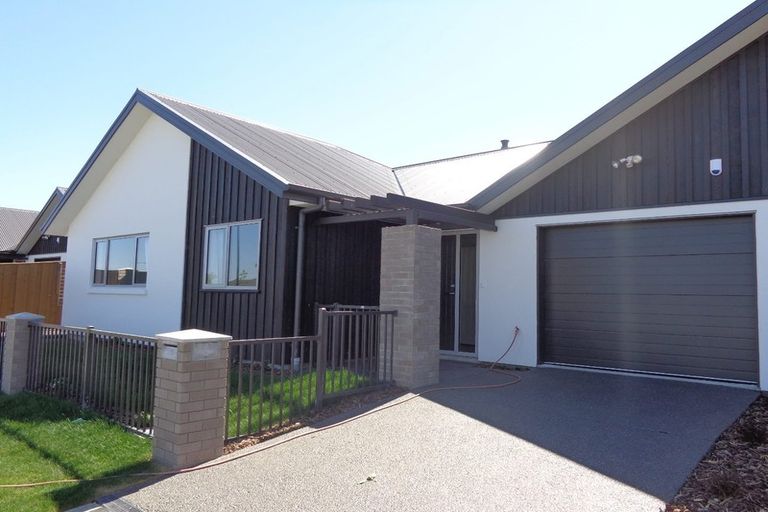 Photo of property in 23 Farnborough Way, Rolleston, 7615