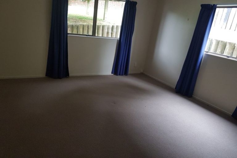 Photo of property in 4 Bharat Terrace, Broadmeadows, Wellington, 6035