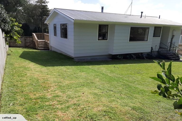 Photo of property in 9 Elgin Grove, Merrilands, New Plymouth, 4312