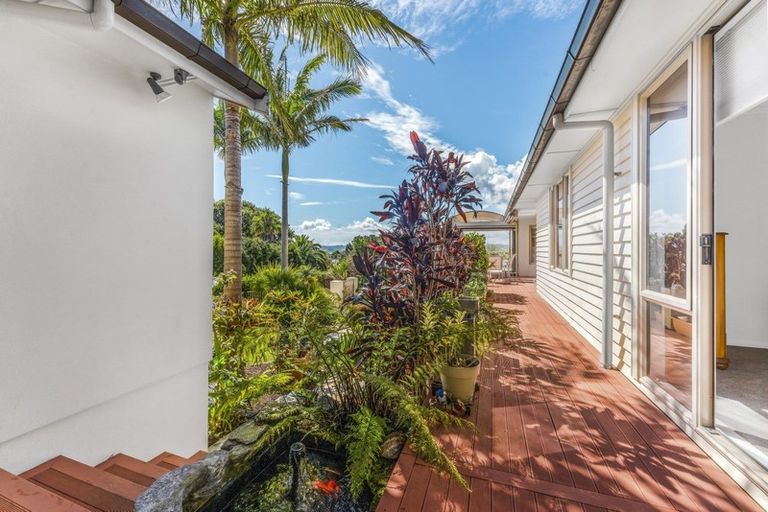 Photo of property in 57a Mellons Bay Road, Mellons Bay, Auckland, 2014