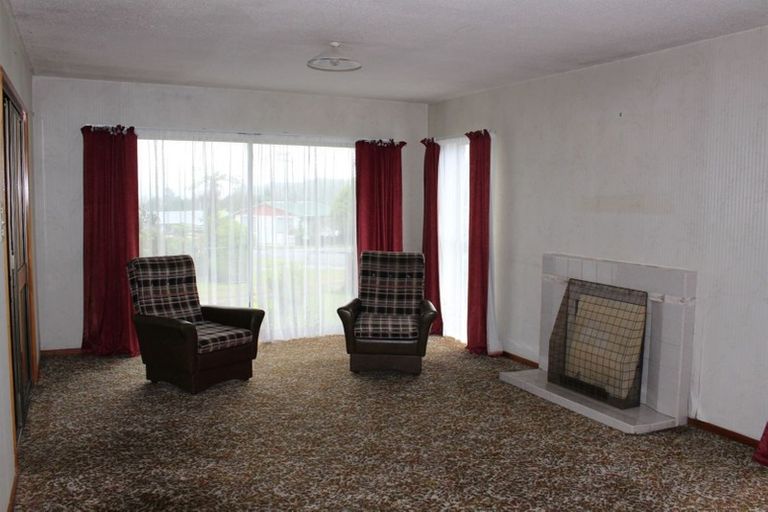 Photo of property in 6 Mawhera Street, Dobson, Greymouth, 7805