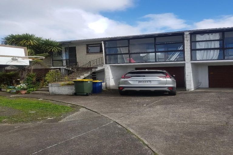 Photo of property in 2/1 Parker Avenue, New Lynn, Auckland, 0600