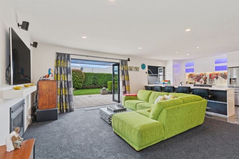 Photo of property in 32 Palm Drive, Shirley, Christchurch, 8052