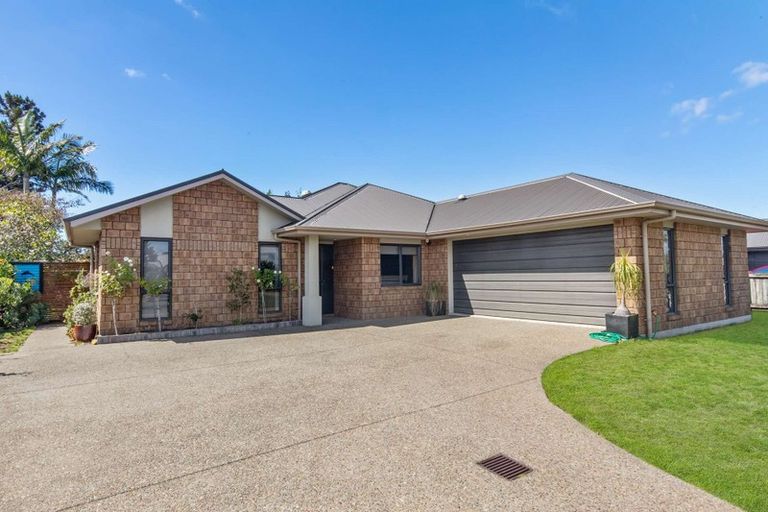 Photo of property in 42 Kupe Drive, Whitianga, 3510