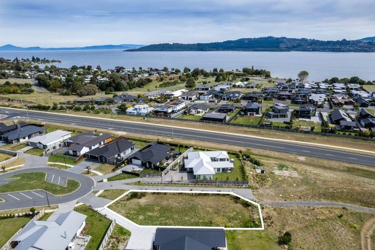 Photo of property in 18 Kara Place, Wharewaka, Taupo, 3330
