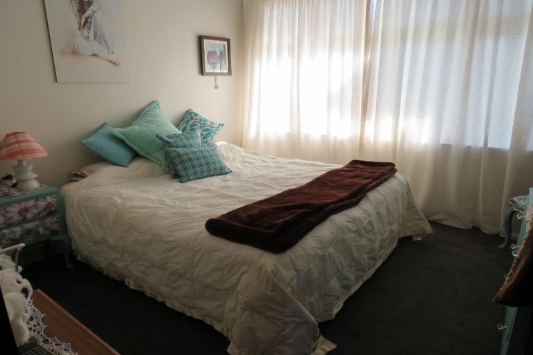 Photo of property in 54 Broughton Street, Gore, 9710