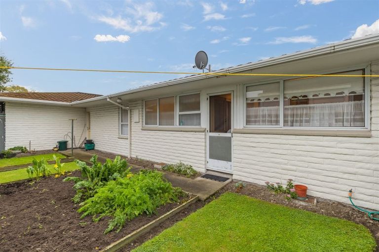 Photo of property in 2/43 Blair Avenue, Papanui, Christchurch, 8053