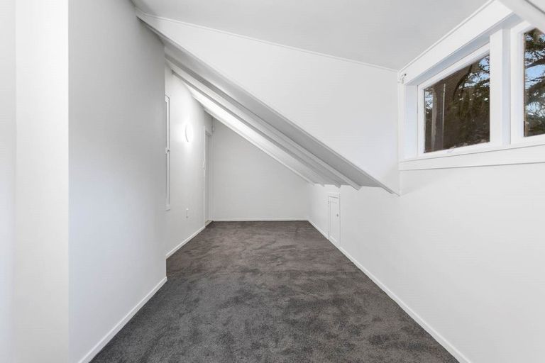 Photo of property in 1/34 Fordham Street, Beach Haven, Auckland, 0626