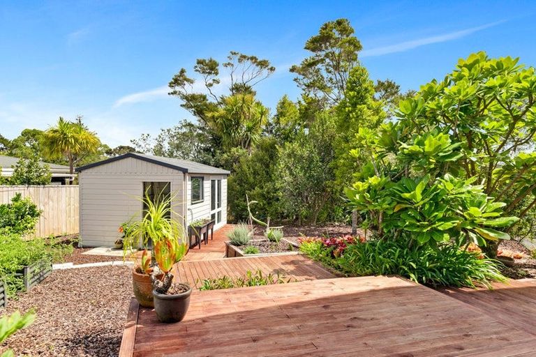 Photo of property in 11 The Close, Greenhithe, Auckland, 0632