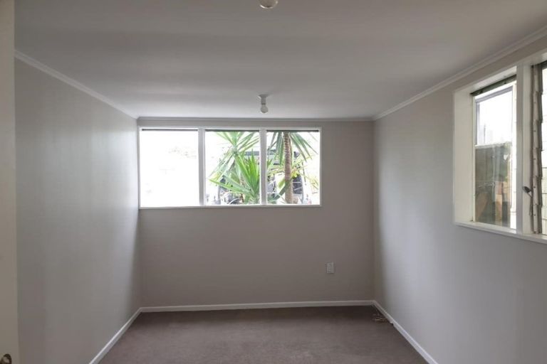 Photo of property in 22 Linwood Drive, Paraparaumu, 5032