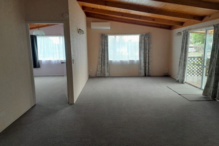 Photo of property in 13 Tamure Place, Ruakaka, 0116