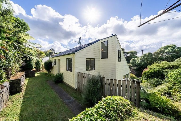 Photo of property in 11 Park Road, Belmont, Lower Hutt, 5010