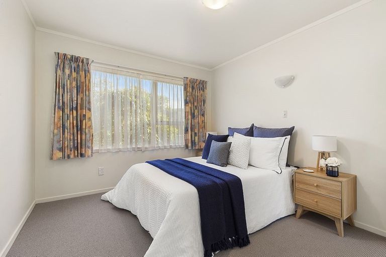 Photo of property in 11a Florio Terrace, Tawa, Wellington, 5028