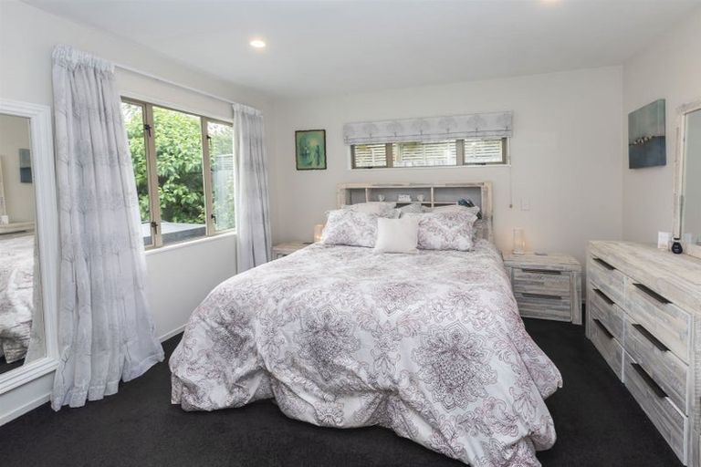 Photo of property in 7 Ashtead Lane, Sockburn, Christchurch, 8042