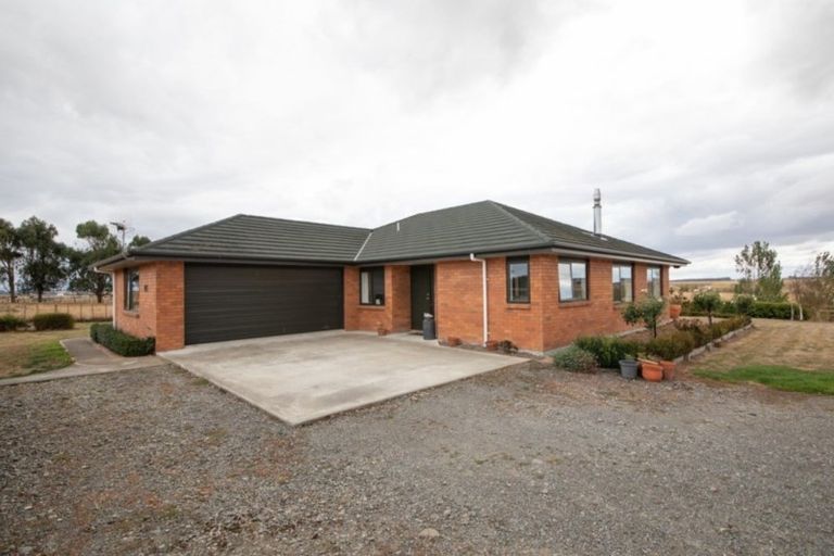 Photo of property in 355 Lethbridge Road, Feilding, 4779
