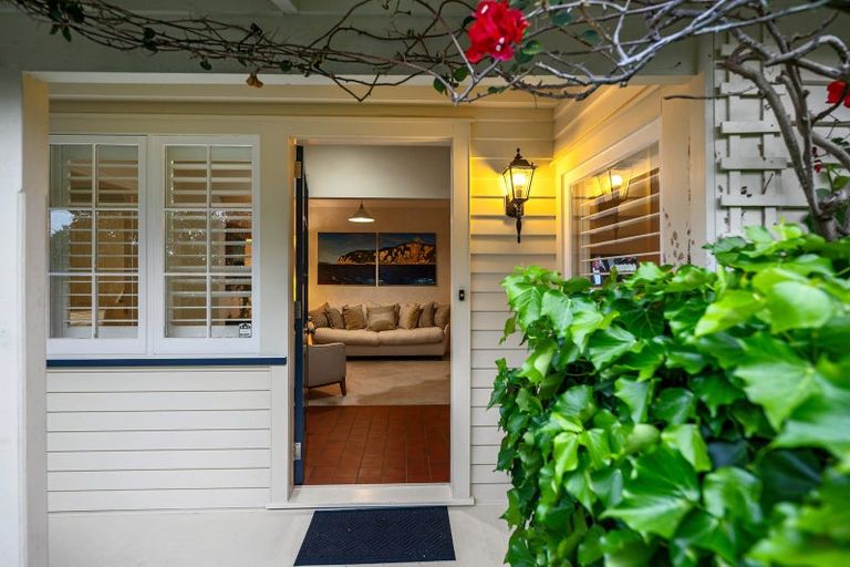 Photo of property in 13 Cameron Street, Takapuna, Auckland, 0622