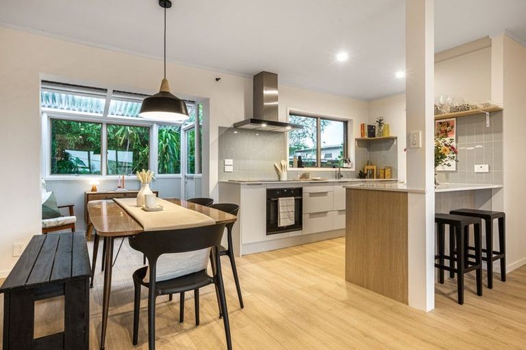 Photo of property in 3/15 Church Street, Devonport, Auckland, 0624