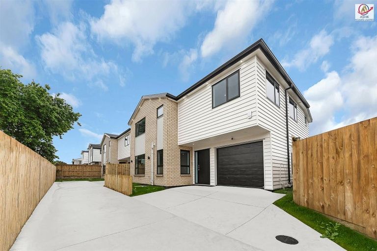 Photo of property in 11a Mcinnes Road, Weymouth, Auckland, 2103