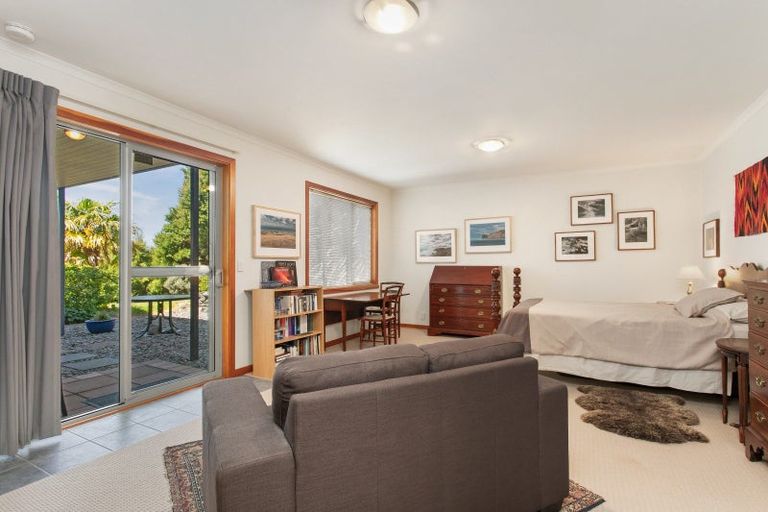 Photo of property in 5447 Christchurch Akaroa Road, Duvauchelle, 7582