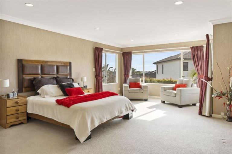 Photo of property in 13 Dunvegan Rise, East Tamaki Heights, Auckland, 2016